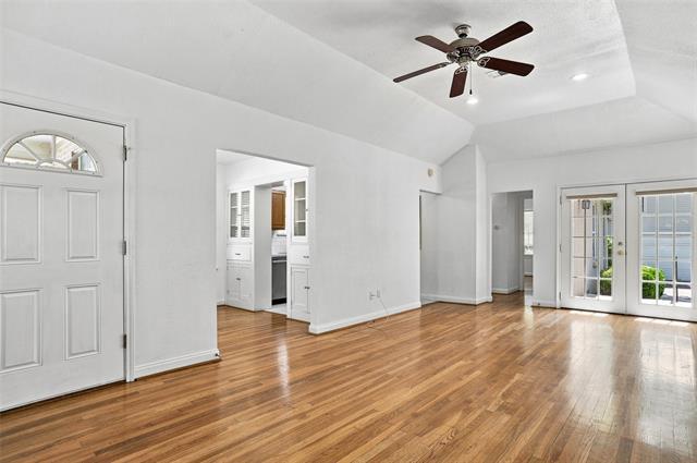 4001 El Campo Ave