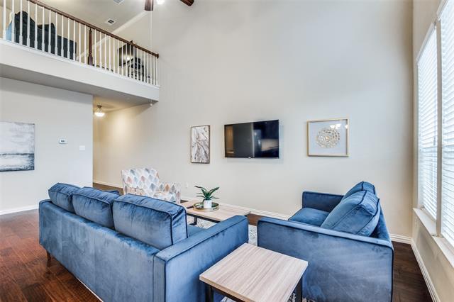 Photo - 4415 Samarth St