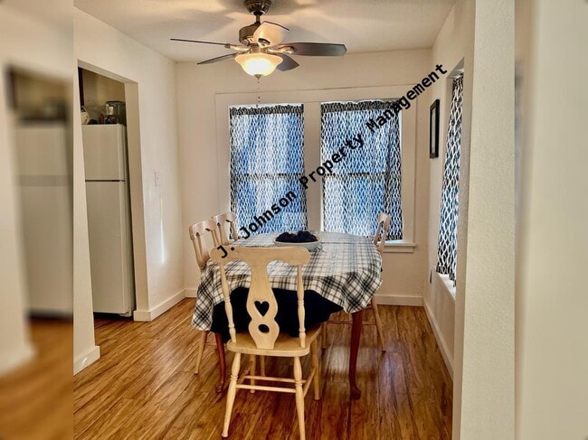 Photo - 1 bed 1 bath MOVE IN READY