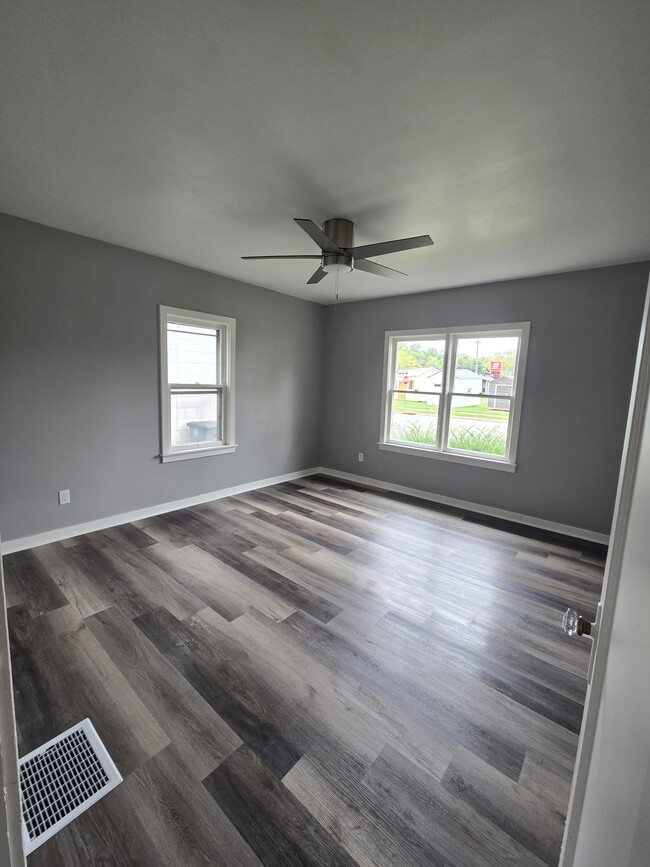 Photo - 306 N Eastern Ave