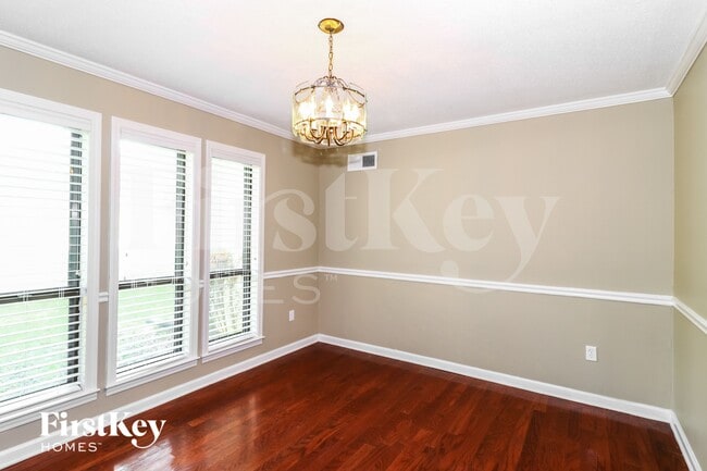 Photo - 2163 Kingsrow Pkwy