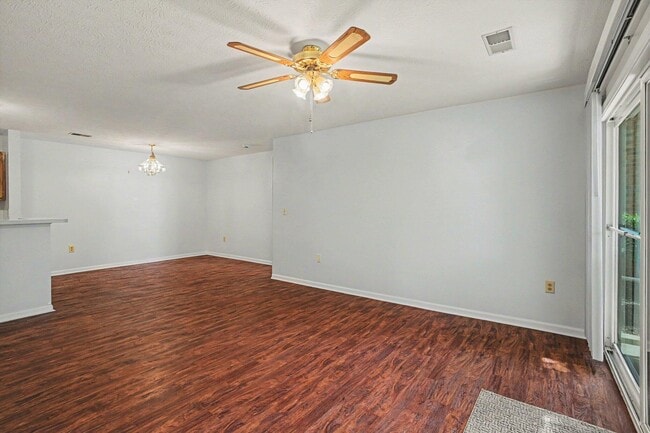 Photo - 38 Rio Grande Cir Unit 2