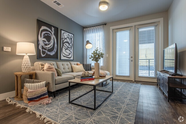 2&nbsp;HAB, 2&nbsp;BA - 915&nbsp;ft² - Caprock Crossing