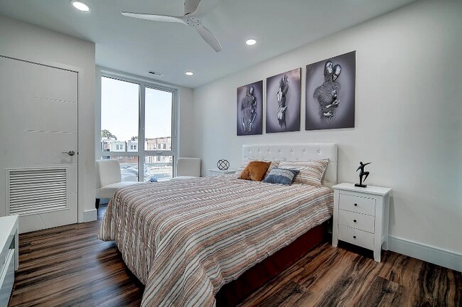 Photo - 4900 Spruce St Unidad B202