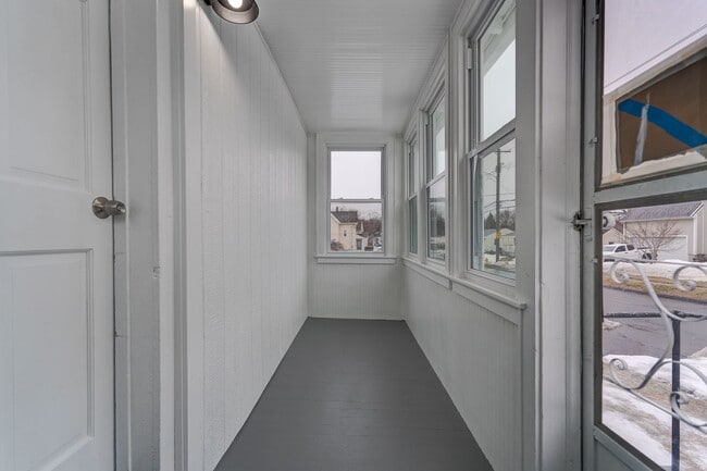 Photo - Newly Renovated Single Family available Now!