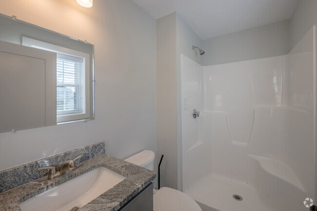 3BR, 2.5BA - 1,428SF - Primary Bathroom