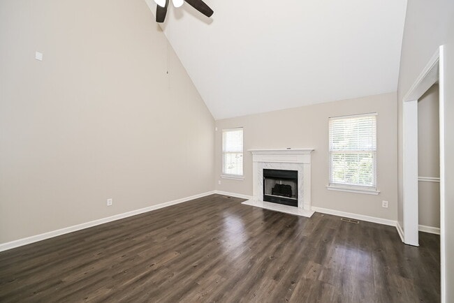Photo - 1594 Laurel Ledge Dr