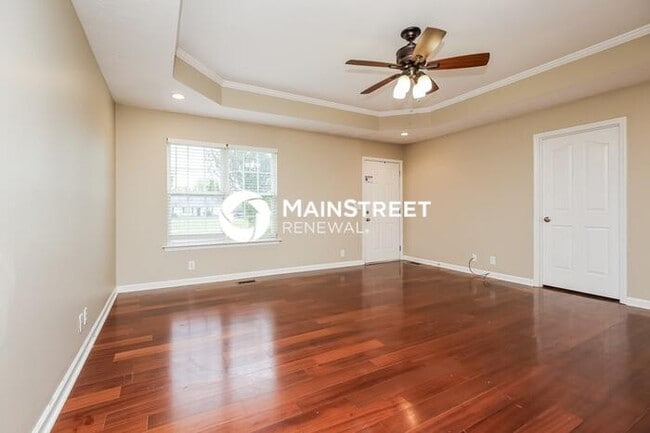 3 Bedroom Pet-Friendly Home in Murfreesboro, TN with Main Street Renewal