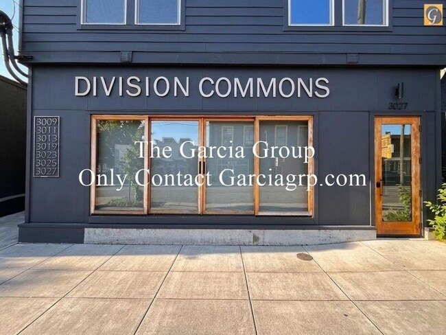 Photo - 3025 SE Division St