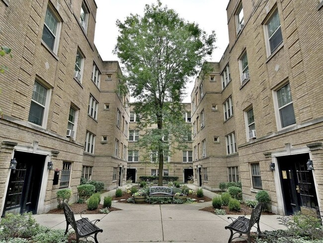 Building Photo - 217 A Washington Blvd