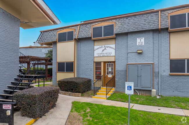 Photo - Greenhill Apartments