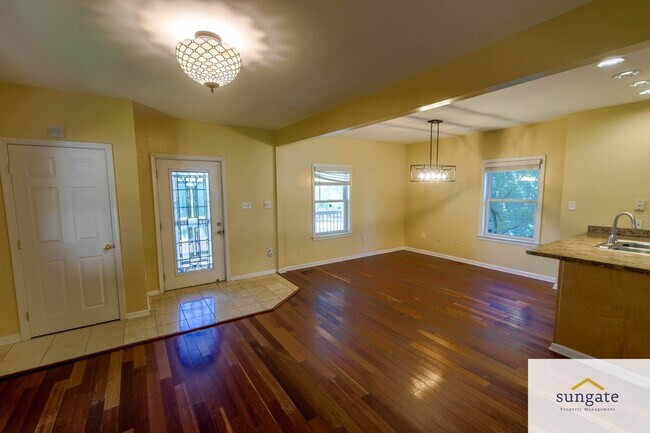Photo - 3510 Hamilton Ave