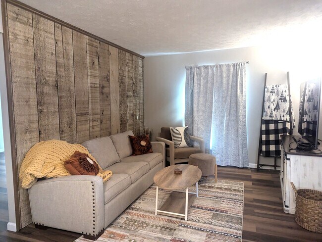 Photo - 906 N Wagon Wheel Trl