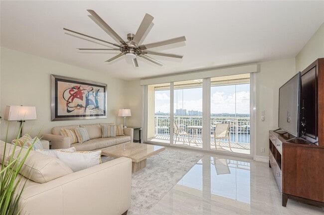 Photo - 511 Bayshore Dr Unit #PH-3