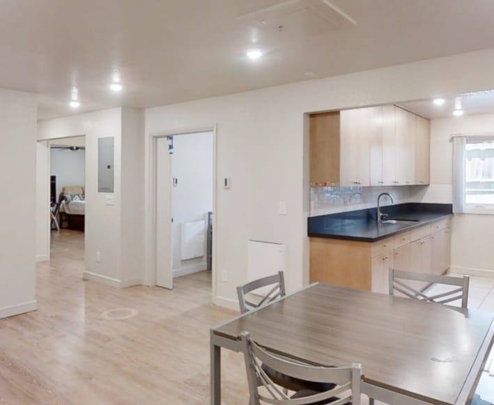 Photo - Piedmont Palace Apartments