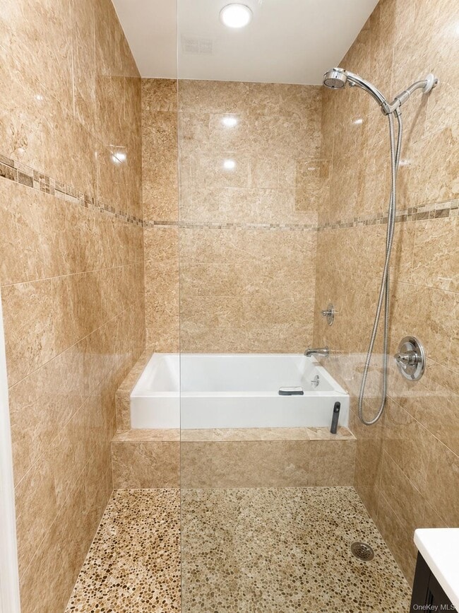 Photo - 206 Hoyt St Unidad #1