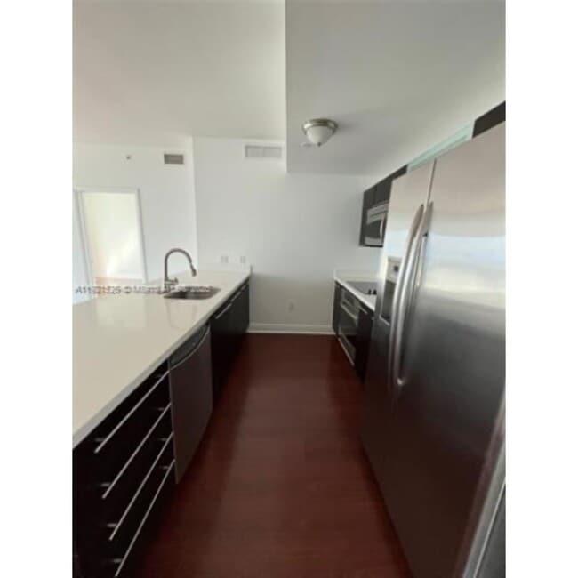 Photo - 90 SW 3rd St