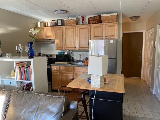 Photo - 60 Pleasant St Unidad 211