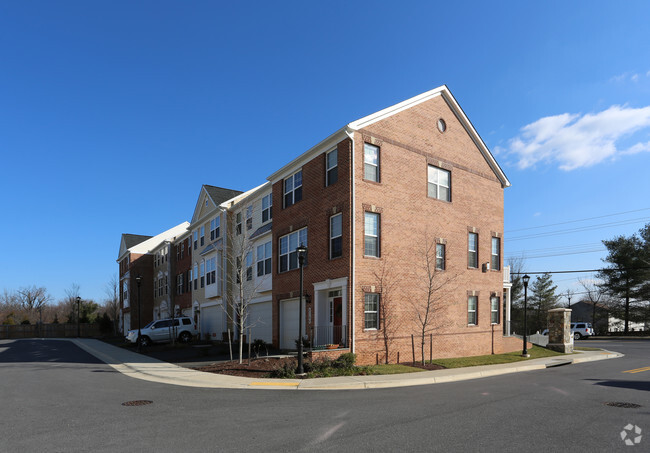 Building Photo - Woodward Crossing Townhomes