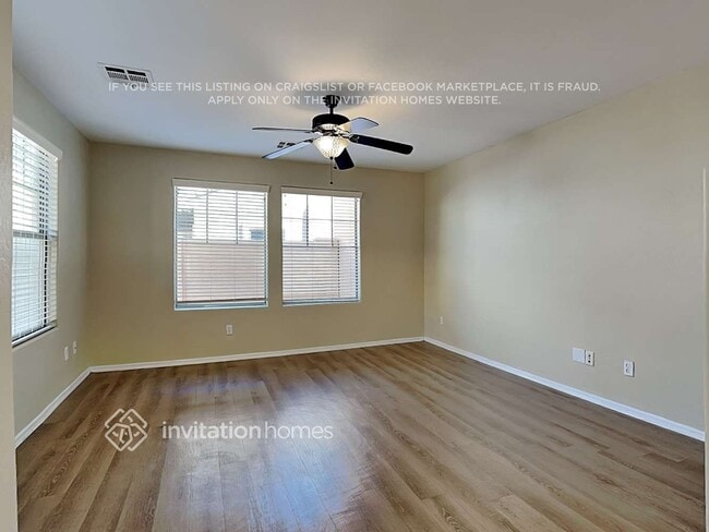 Photo - 2611 E Bart St