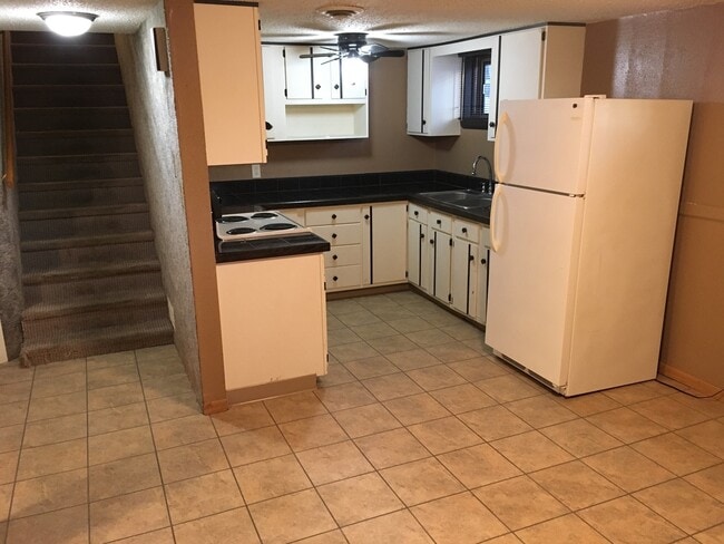 902 5th Ave NW Unit Lower Level