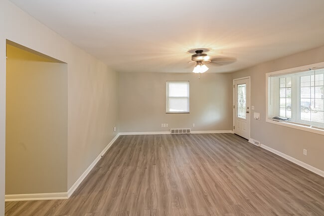 3346 Stevie Ln