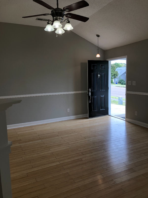 Photo - 226 Knox Creek Trail NW