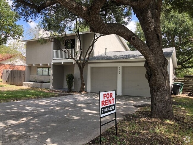 Building Photo - Beautiful remodeled two story home