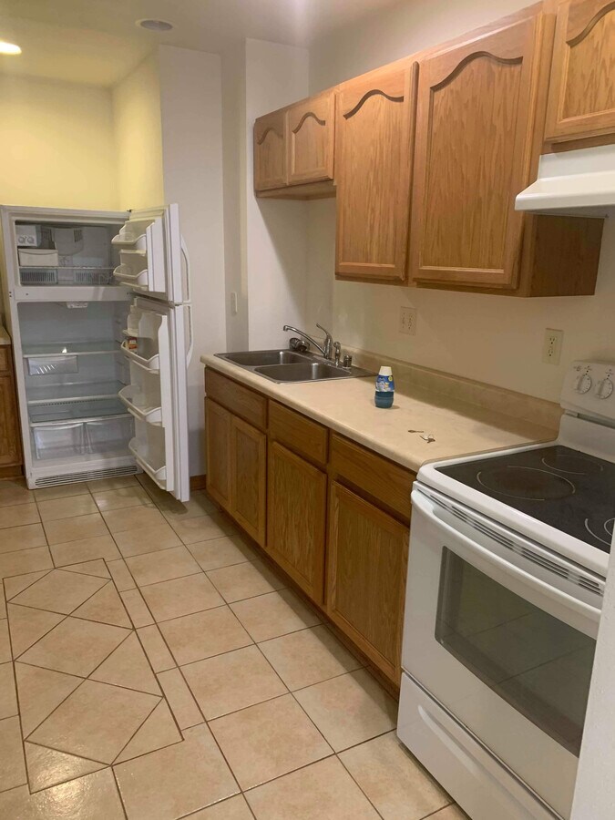 Photo - 307 N Main St