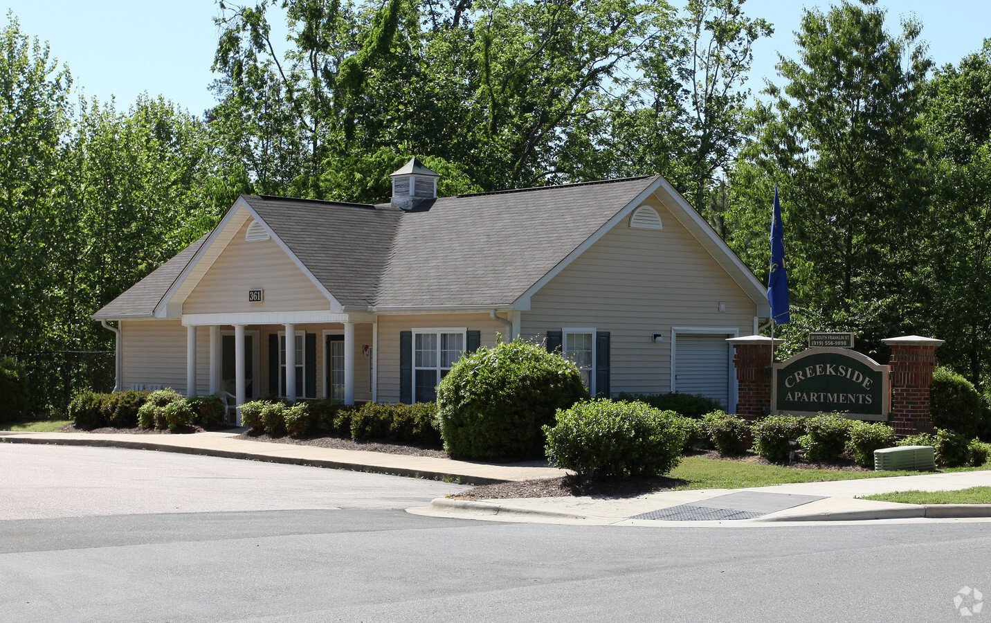 Creekside Apartments - Creekside Apartments