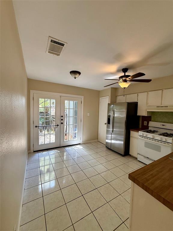 Photo - 10805 Lanshire Dr