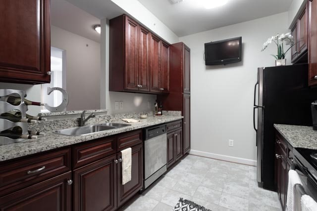 2BR,2BA,-1200SF