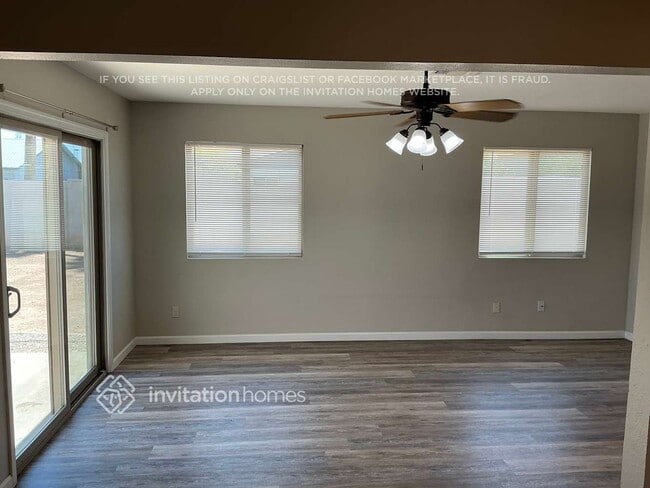 Photo - 1923 W Portobello Ave