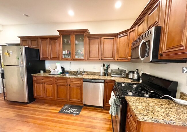 Photo - 112 Hillside St