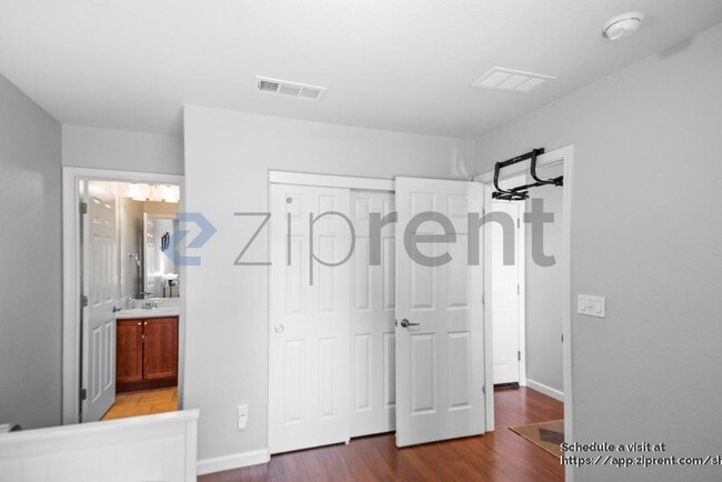 Photo - 5811 Via Lugano