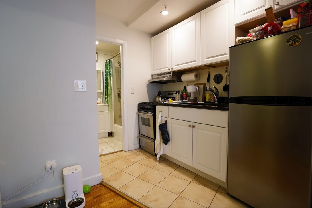 Photo - 509 Beacon St Unidad A
