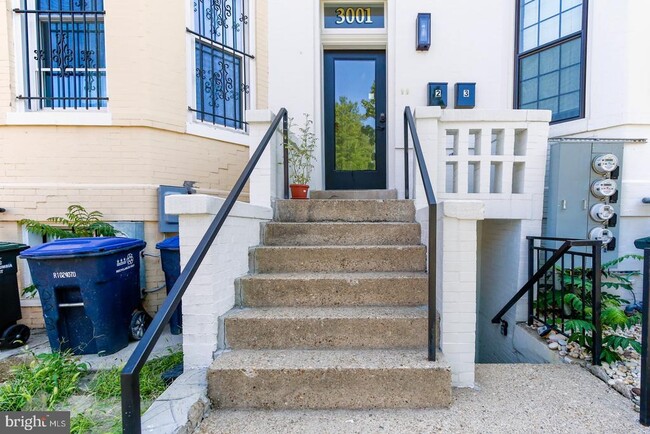 Photo - 3001 11th St NW Apartment Unit 1