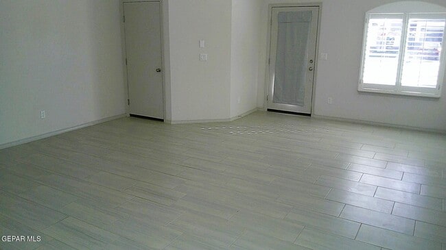 Photo - 7441 Norte Mesa Ln