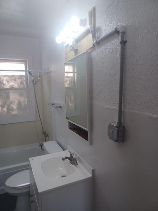 Photo - 4305 Sheridan Rd Unidad ALL UTILITIES INCLUDED