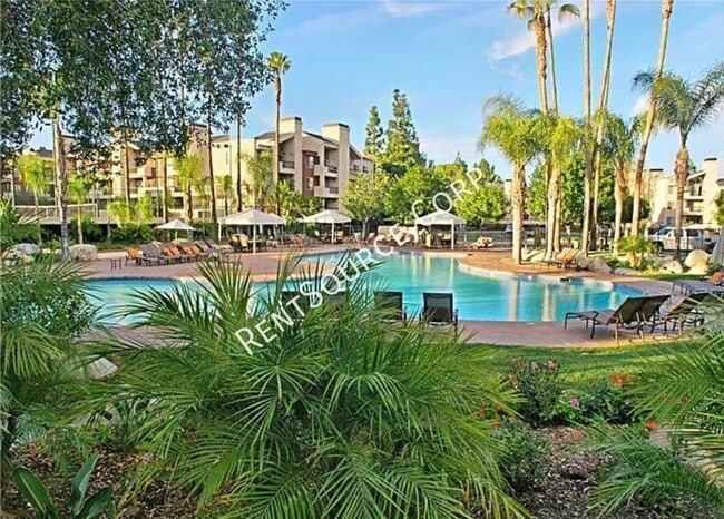 Photo - 5525 Canoga Ave Unit 123