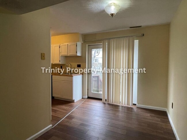 Photo - 69 Linden Ave