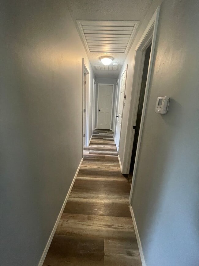 Photo - 3 Bed 2 Bath Carport. Available 12-31-2025