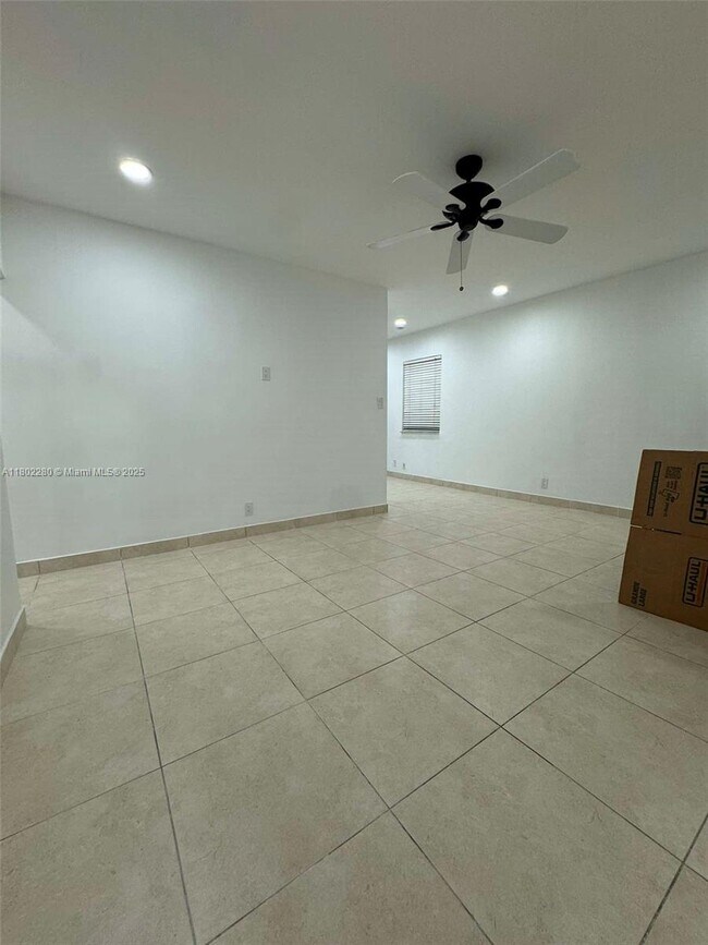Photo - 3101 Johnson St Unidad 1
