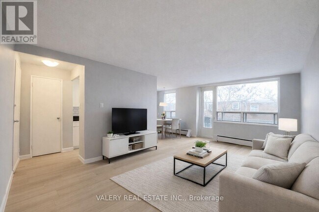 Photo - 815 Kennedy Rd Unité 407