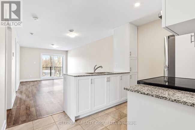 Photo - 480 Church St Unit 302