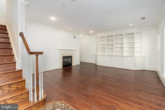 Photo - 720 Carpenter Rd