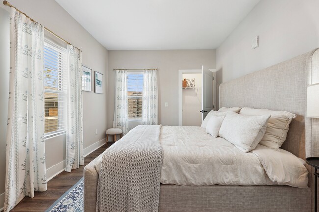 PGLakeland_Model_WEBSize-17 - Pointe Grand Yulee