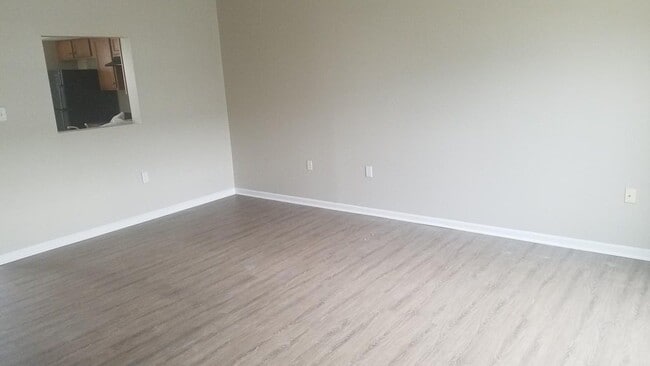 Photo - 105 Checko Ct