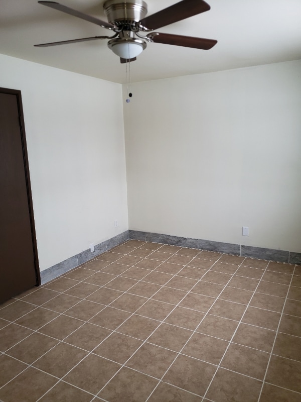 Photo - 8835 N Swan Rd Unit 8