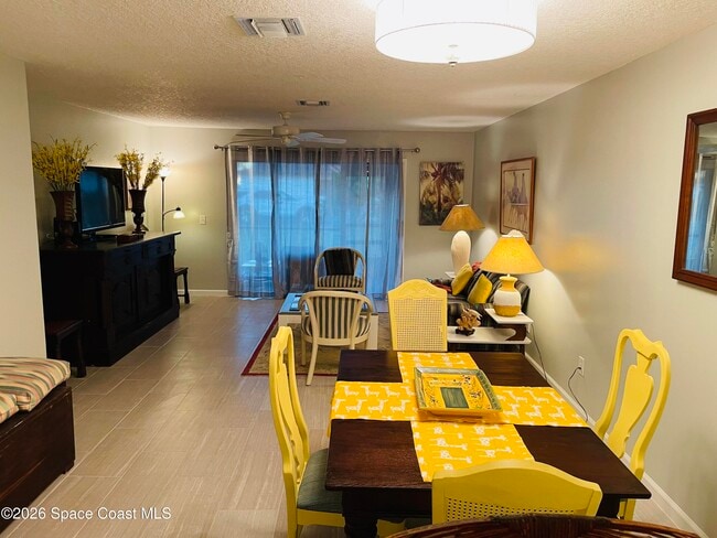 159 Queens Ct